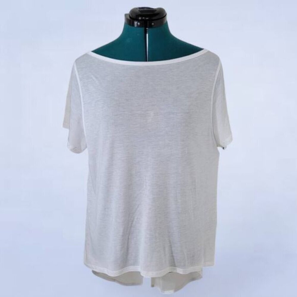 Karma Mala Tee in White - Size Large
